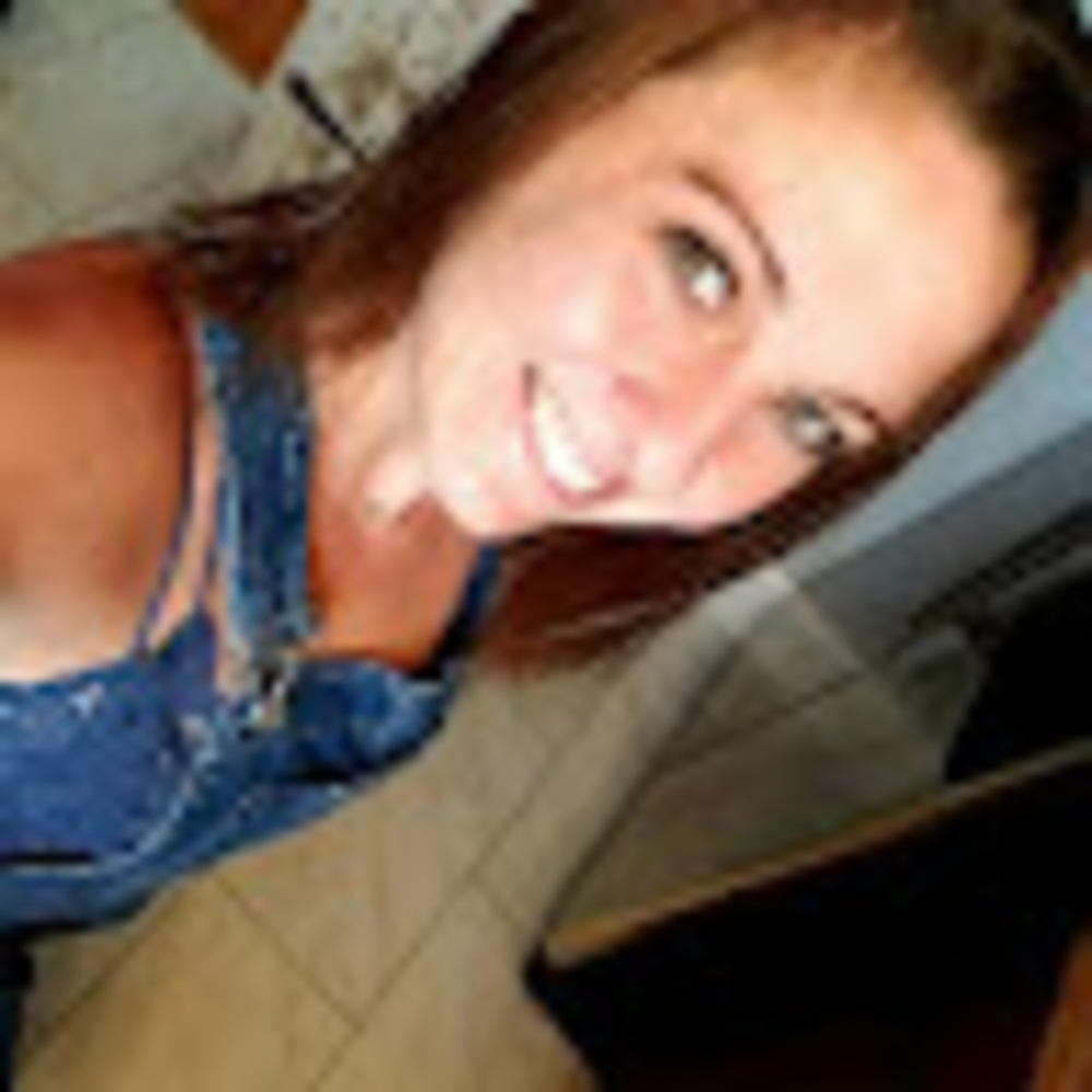 Meet your Posher, Cassandra